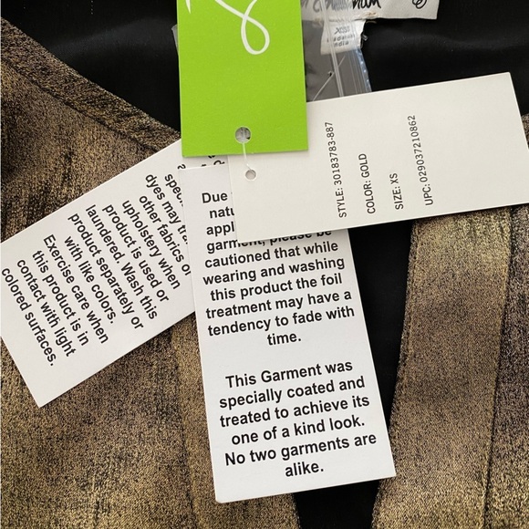 NWT Sam Edelman Edith Split Neck Gold Metallic Top Size XS Long Sleeve V-Neck - Picture 10 of 16